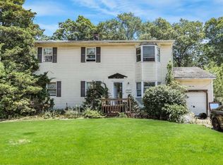 45 Otis Rd, Islip Terrace, NY 11752