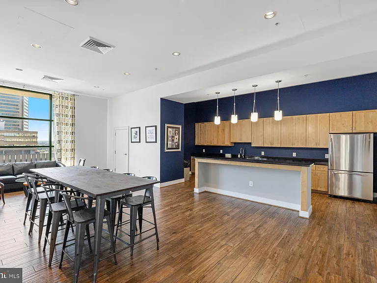 414 Water St #2512 — Photo 33