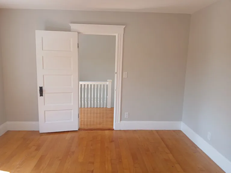 90 Edgemere Rd — Photo 17