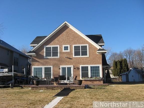 3rd image of 21215 Iverson Ave N