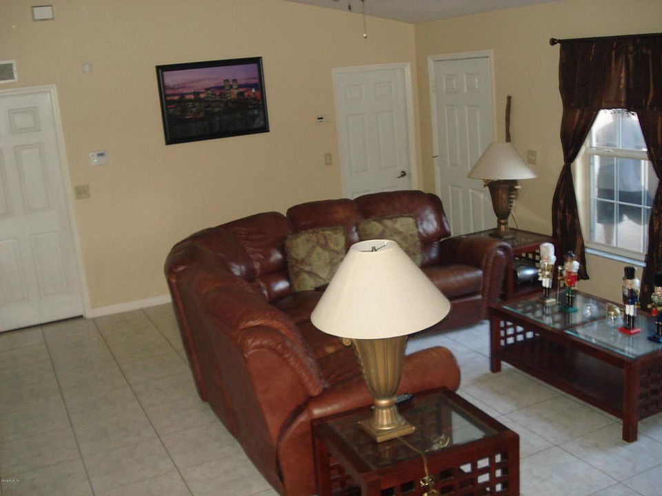 2nd image of 2810 SW 146th St