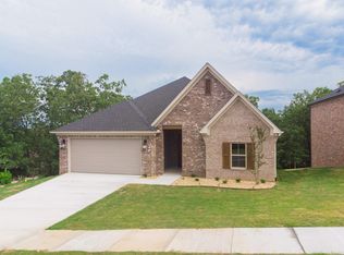 190 Ridgeview Trl, Maumelle, AR 72113