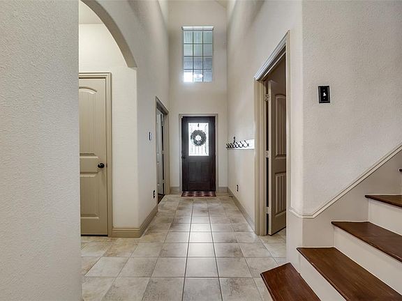 4th image of 5649 Spirit Lake Dr