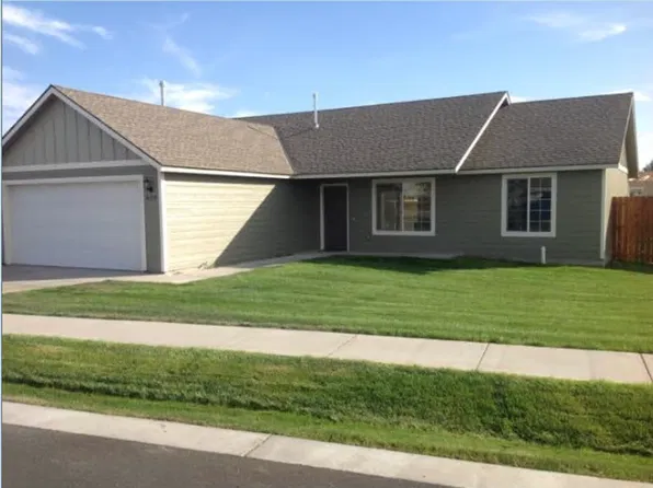 620 NE Aspen Dr, Hermiston, OR 97838