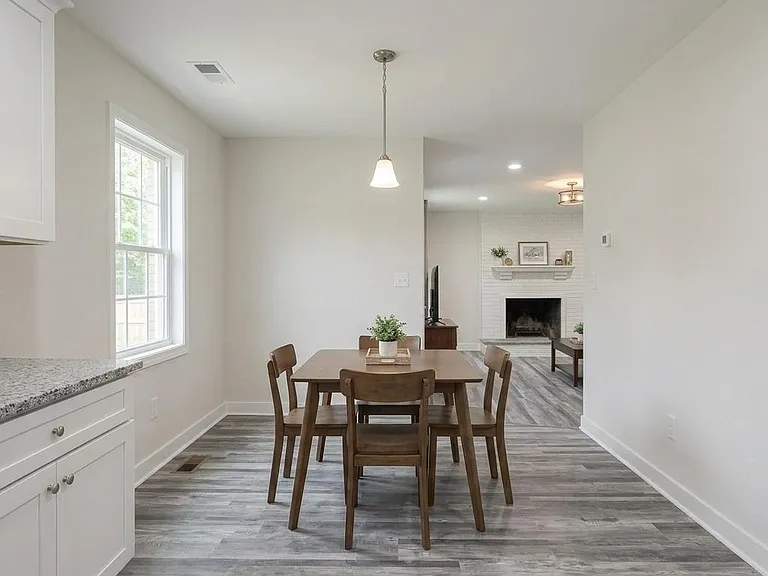 37 Sydnor St — Photo 24