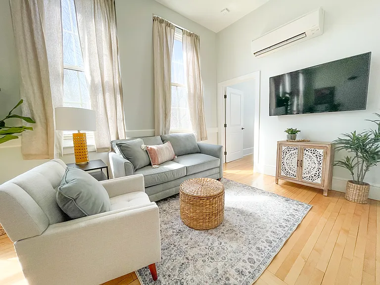 341 Water St #204 — Photo 11