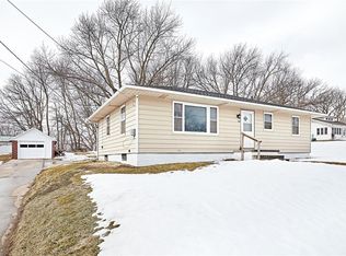 1109 1st St, Redfield, IA 50233