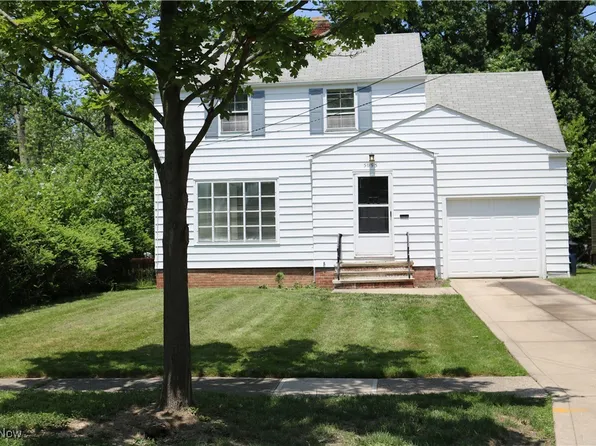 5095 Edenhurst Rd, Cleveland, OH 44124