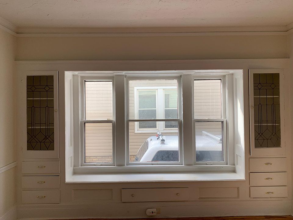 1st image of 2176 Wascana Ave #2