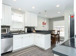 1460 Cole Ave, Birmingham, MI 48009