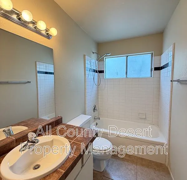 550 El Cielo Rd #3 — Photo 14