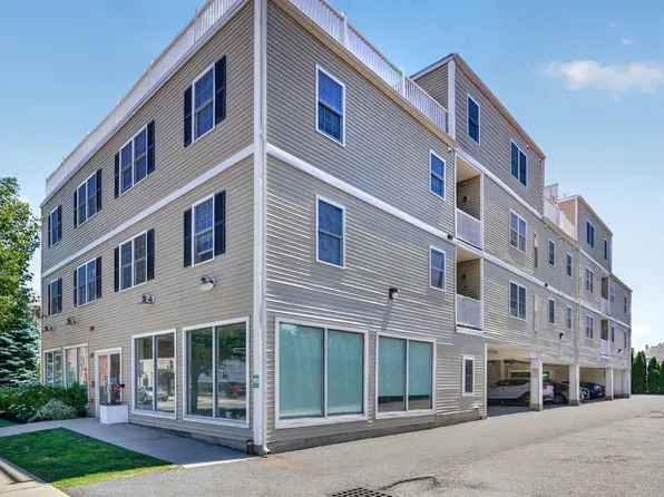 29 Spruce St Unit 42, Waltham, MA 02453