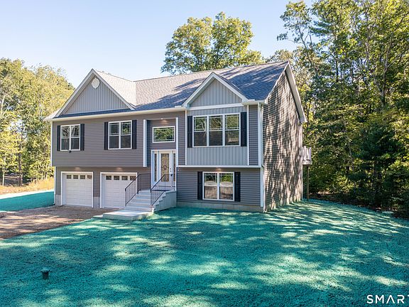 4th image of 874 Brook Road