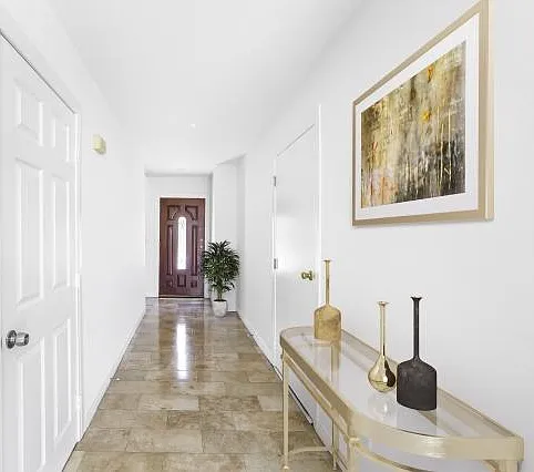3 bed, 2.5 bath, 1475 sqft, $5,300 — Photo 3