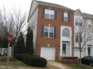 11401 Abner Ave, Fairfax, VA 22030