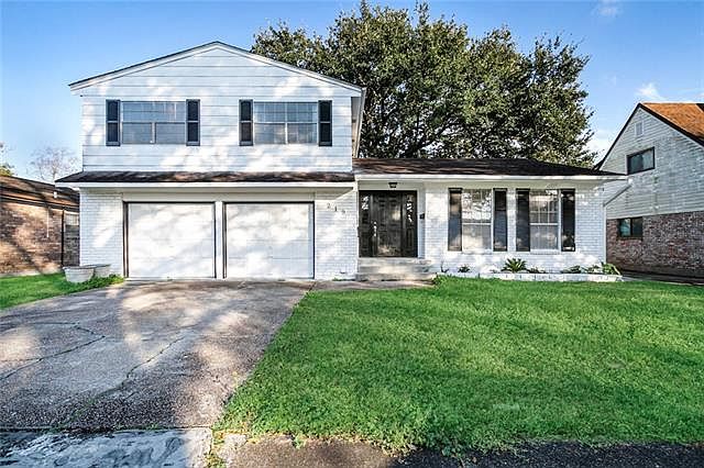 1st image of 219 Bienville Dr
