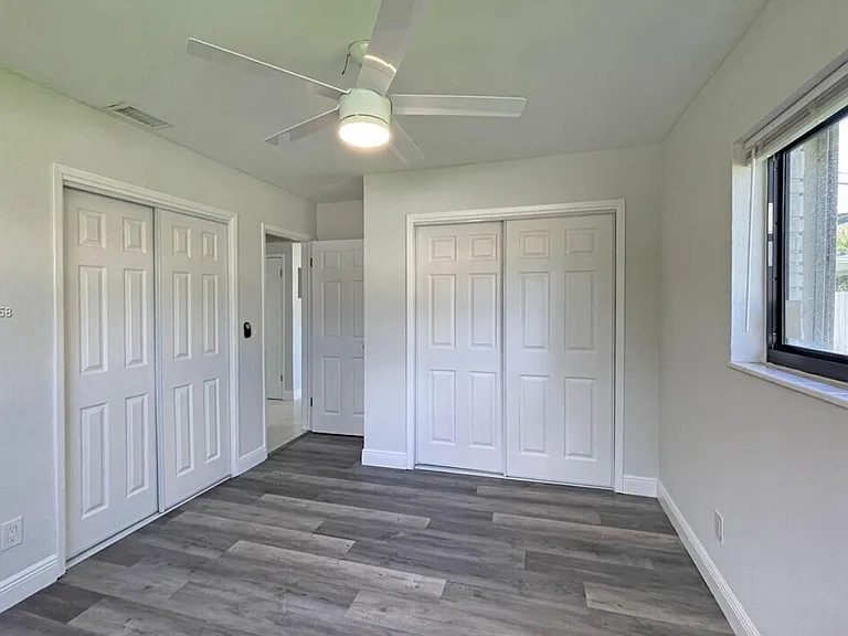 3901 NE 1st Ter #1 — Photo 12