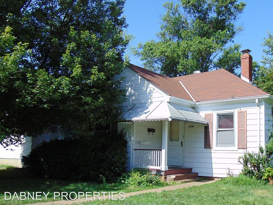 1st image of 2708 Wellington St
