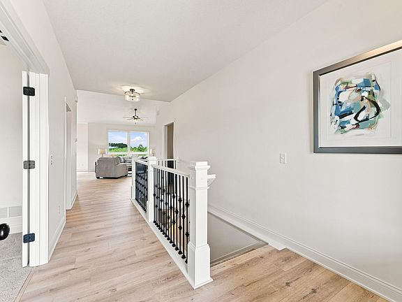 3rd image of 1457 Otter Way