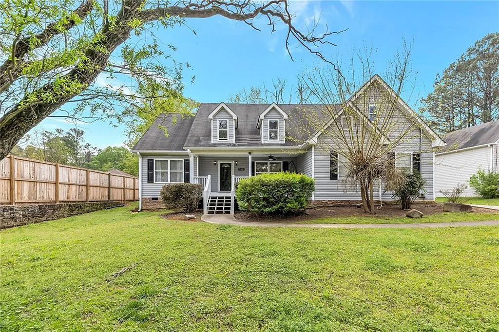 3 bed, 2.0 bath, $5,750 — Photo 1