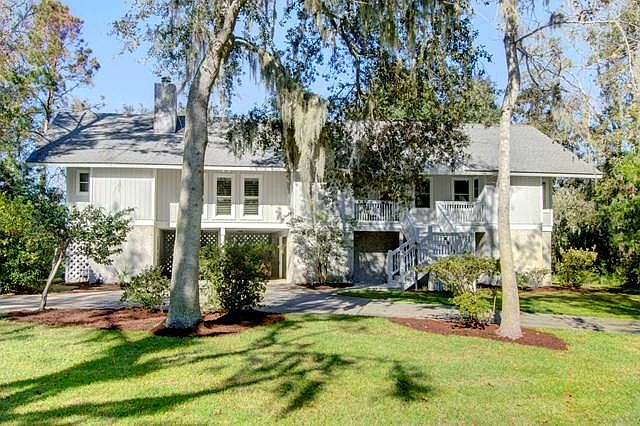 1st image of 121 Palm Dr