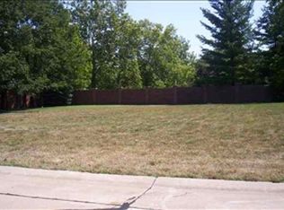 2 SW Westboro Pl, Topeka, KS 66604