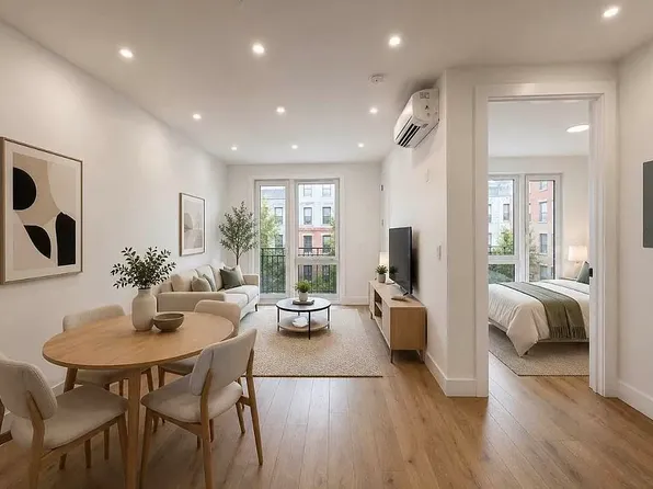 624 Metropolitan Avenue image 1 of 5