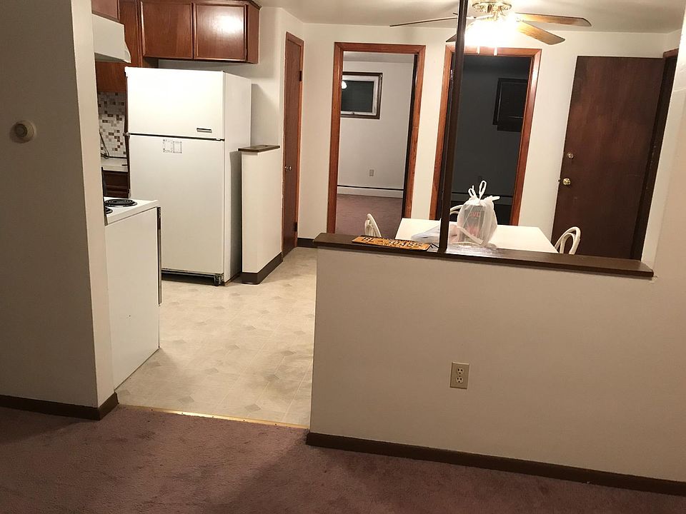 2nd image of 2117 Military Rd
