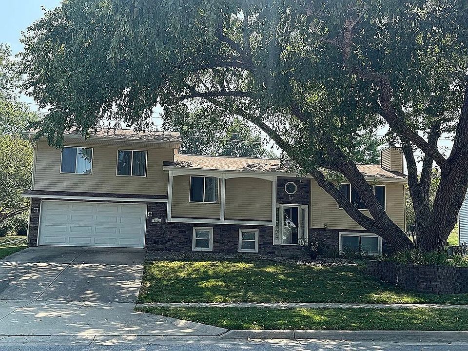 1st image of 4902 Lakewood Dr