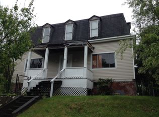 901 Western Ave, Jeannette, PA 15644