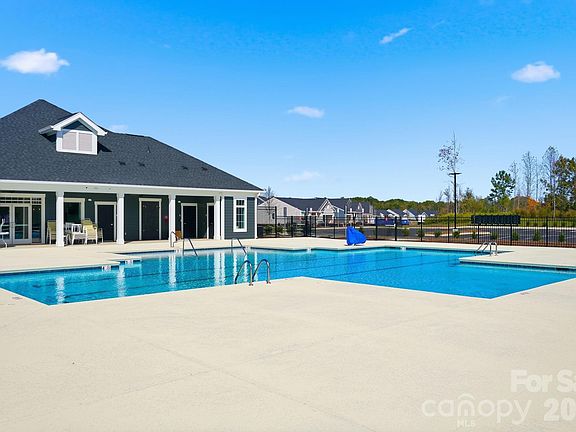 2nd image of 1504 Ardmore Dr