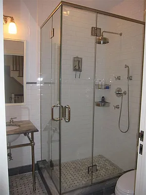 Sold by Massey Knakal | media 1
