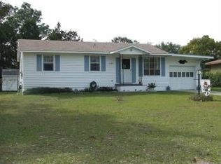 40821 W 3rd Ave, Umatilla, FL 32784