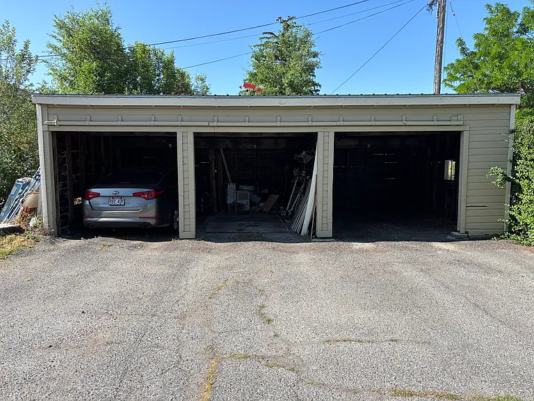 388 E 300 N #C — Photo 13