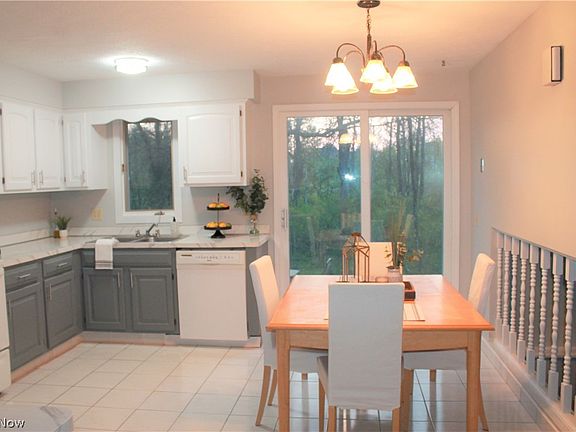 4th image of 16713 Walnut Creek Dr