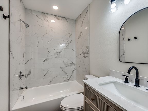 3rd image of 544 NW King St
