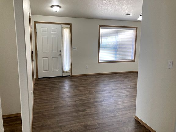 2nd image of 5402 Kirkwood Ln