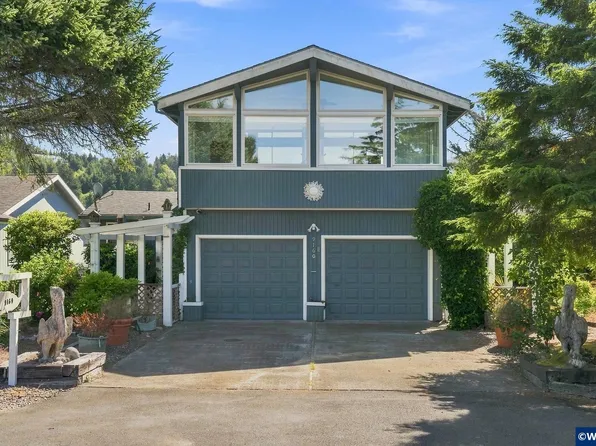 9160 Keys Pl, Gleneden Beach, OR 97388