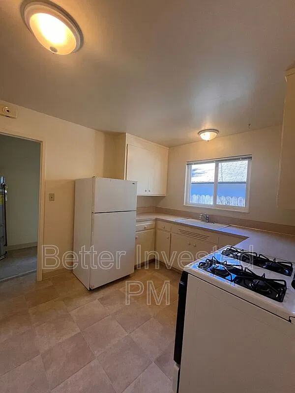 1 bed, 1.0 bath, 500 sqft, $2,350 — Photo 4