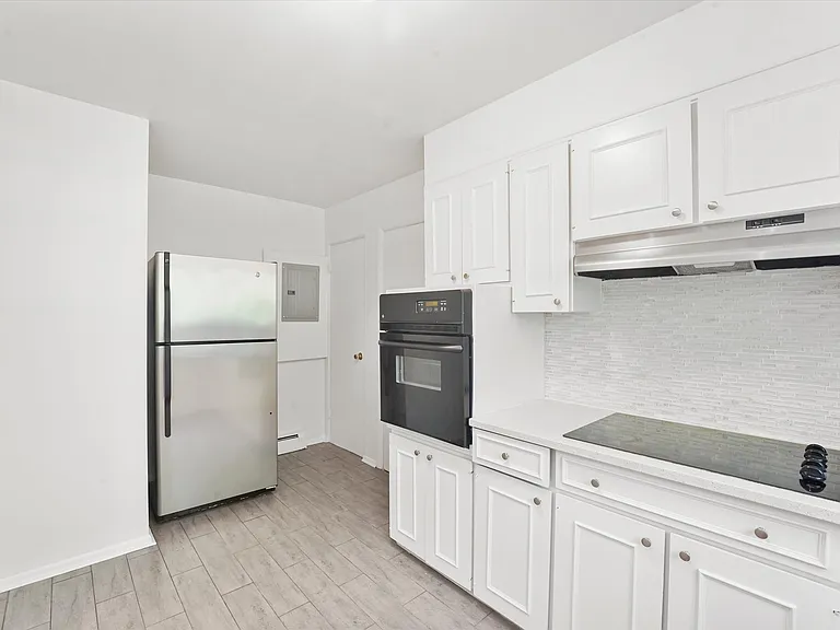 200 South Blvd #1B — Photo 7
