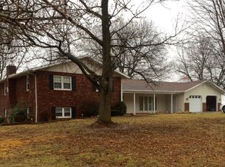 11 Rr 1, Eldred, IL 62027