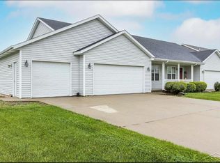 2108 Kara Dr, Bay City, MI 48706