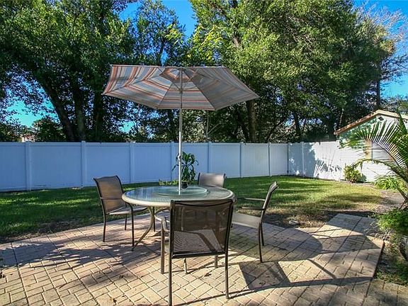 3rd image of 512 Hibiscus Dr