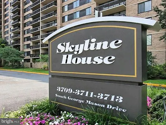 3709 S George Mason Dr #710 — Photo 6