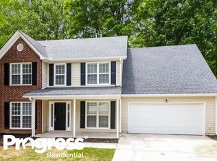 845 Simon Ive Dr, Lawrenceville, GA 30045