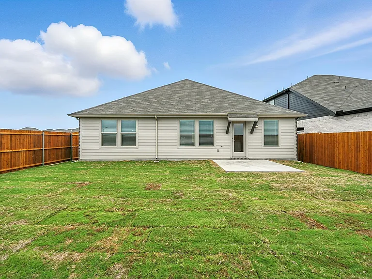 6629 Coyote Valley Trl — Photo 8