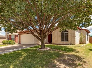 1501 Whispering Cove Trl, Fort Worth, TX 76134