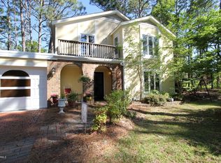 130 Pine Lake Rd, Cape Carteret, NC 28584