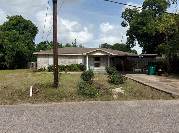 1019 Roosevelt St, La Marque, TX 77568