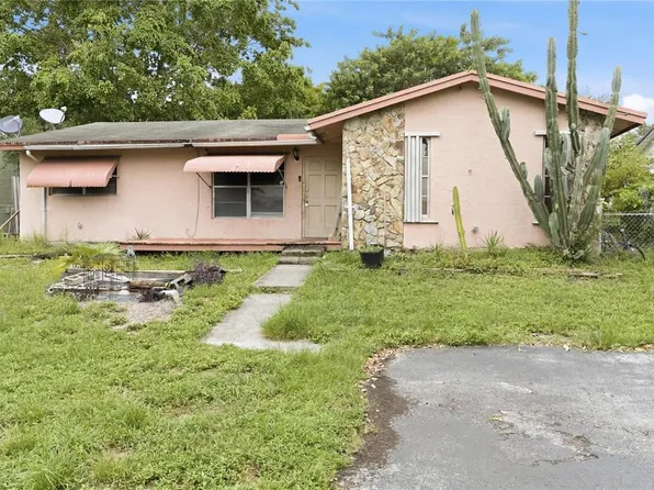3121 N 72nd Way, Hollywood, FL 33024
